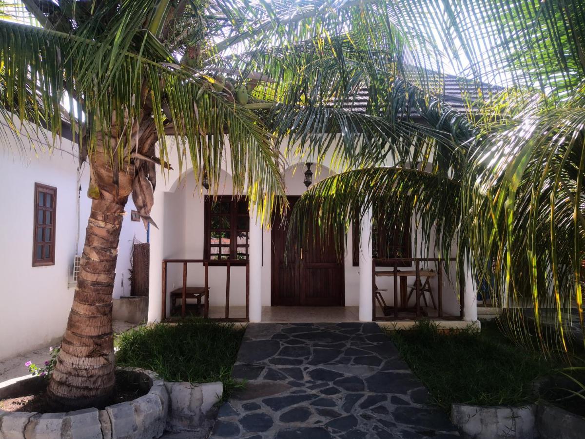 Mambo Ocean Resort Пвани-Мчангани Экстерьер фото
