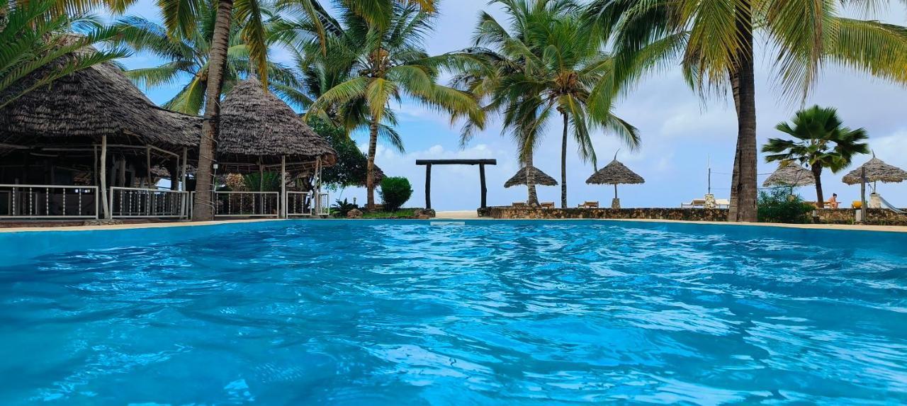 Mambo Ocean Resort Пвани-Мчангани Экстерьер фото