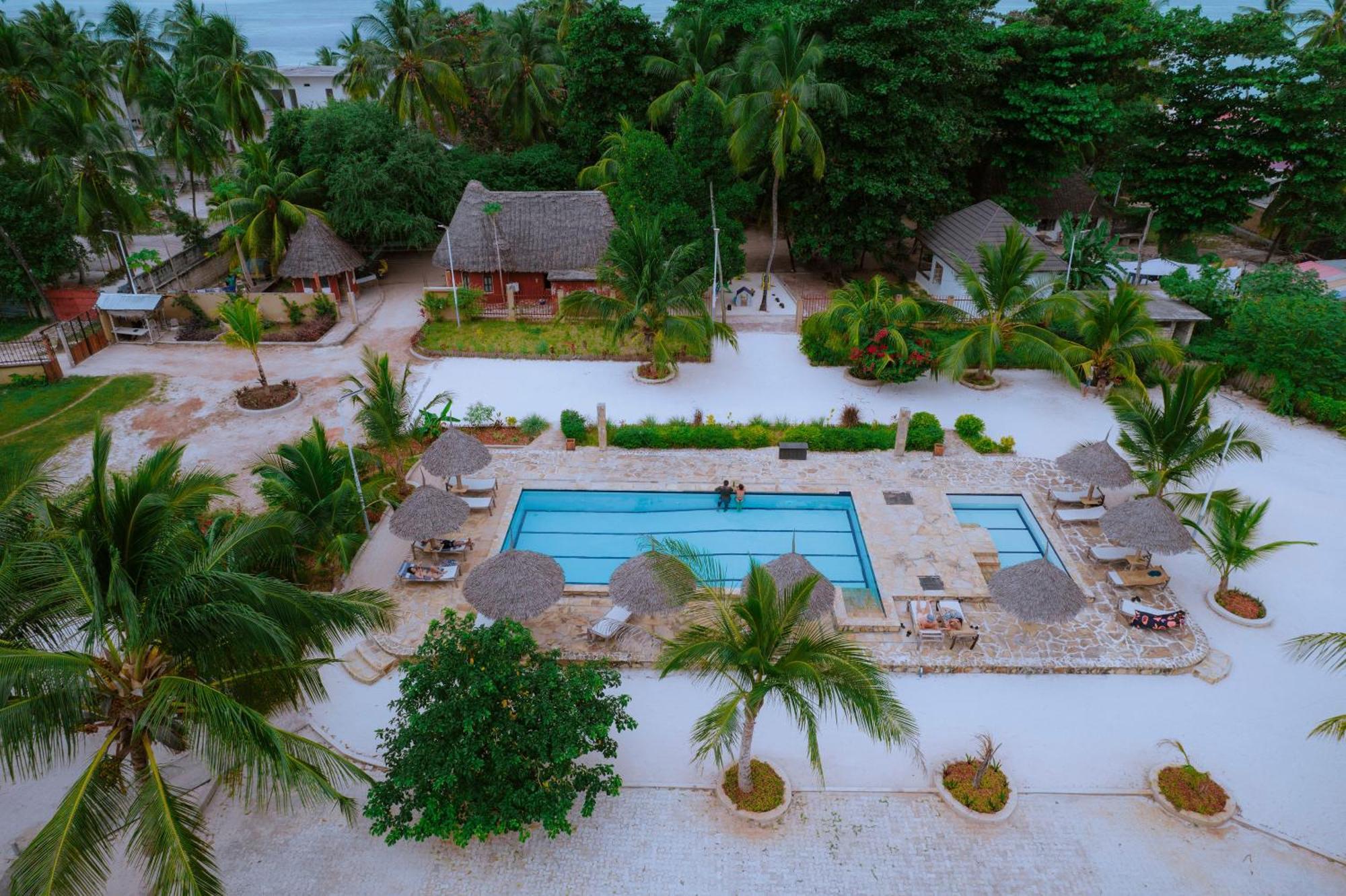 Mambo Ocean Resort Пвани-Мчангани Экстерьер фото