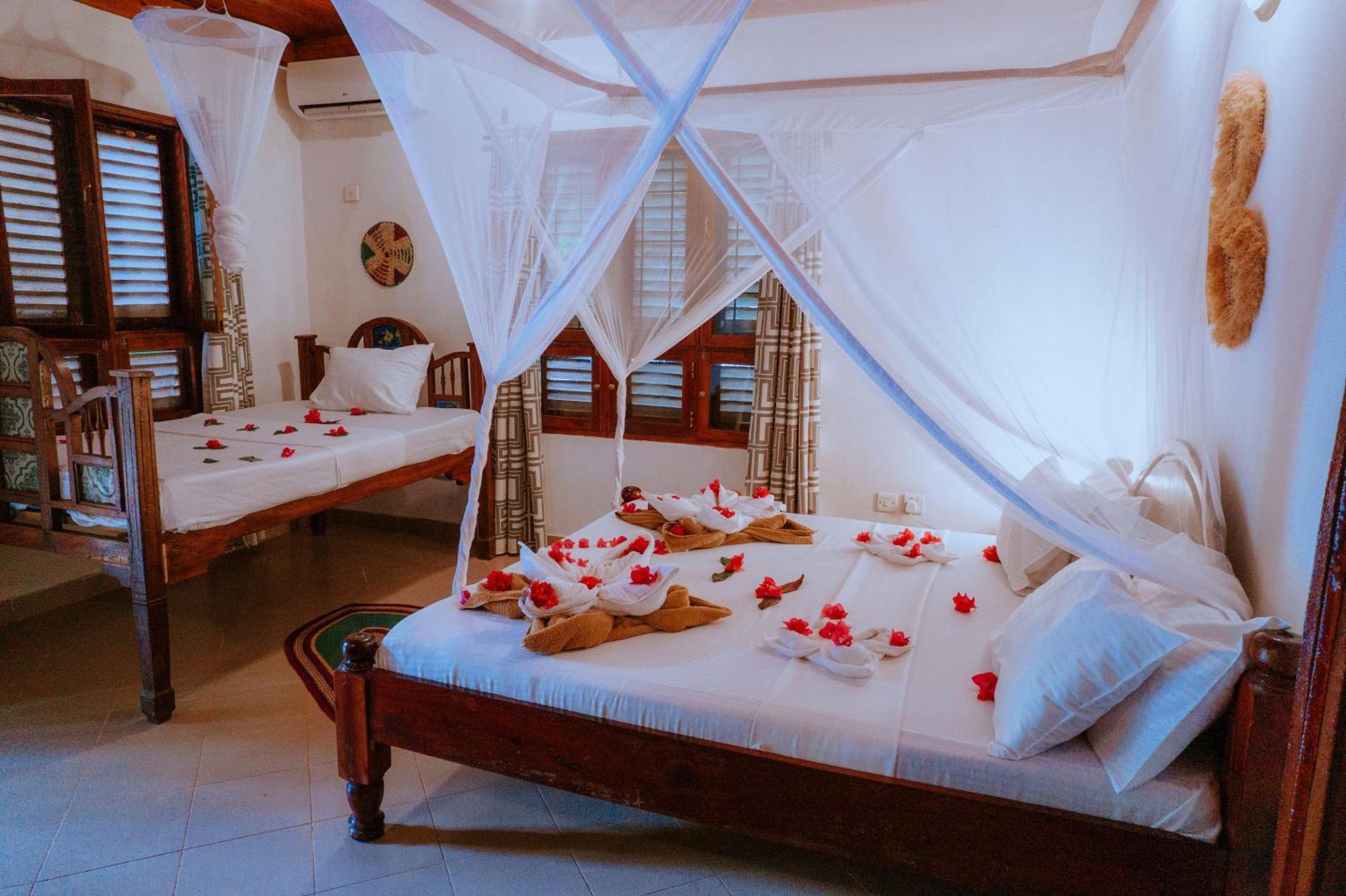 Mambo Ocean Resort Пвани-Мчангани Экстерьер фото
